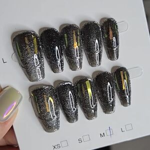 Glittery Black Press-On Nails